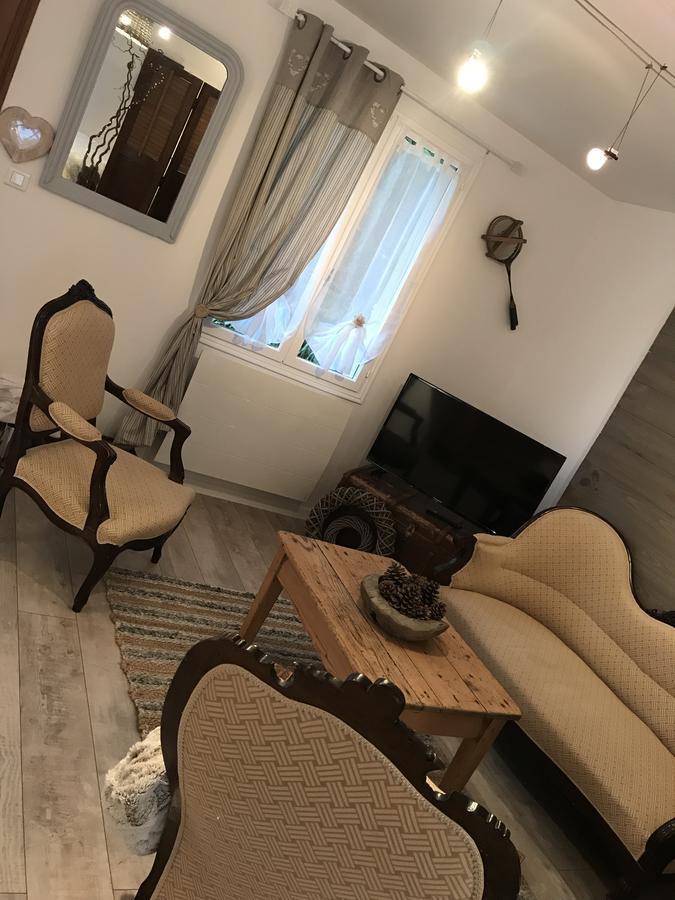 La Nicoulette Bed and Breakfast Gapennes Εξωτερικό φωτογραφία
